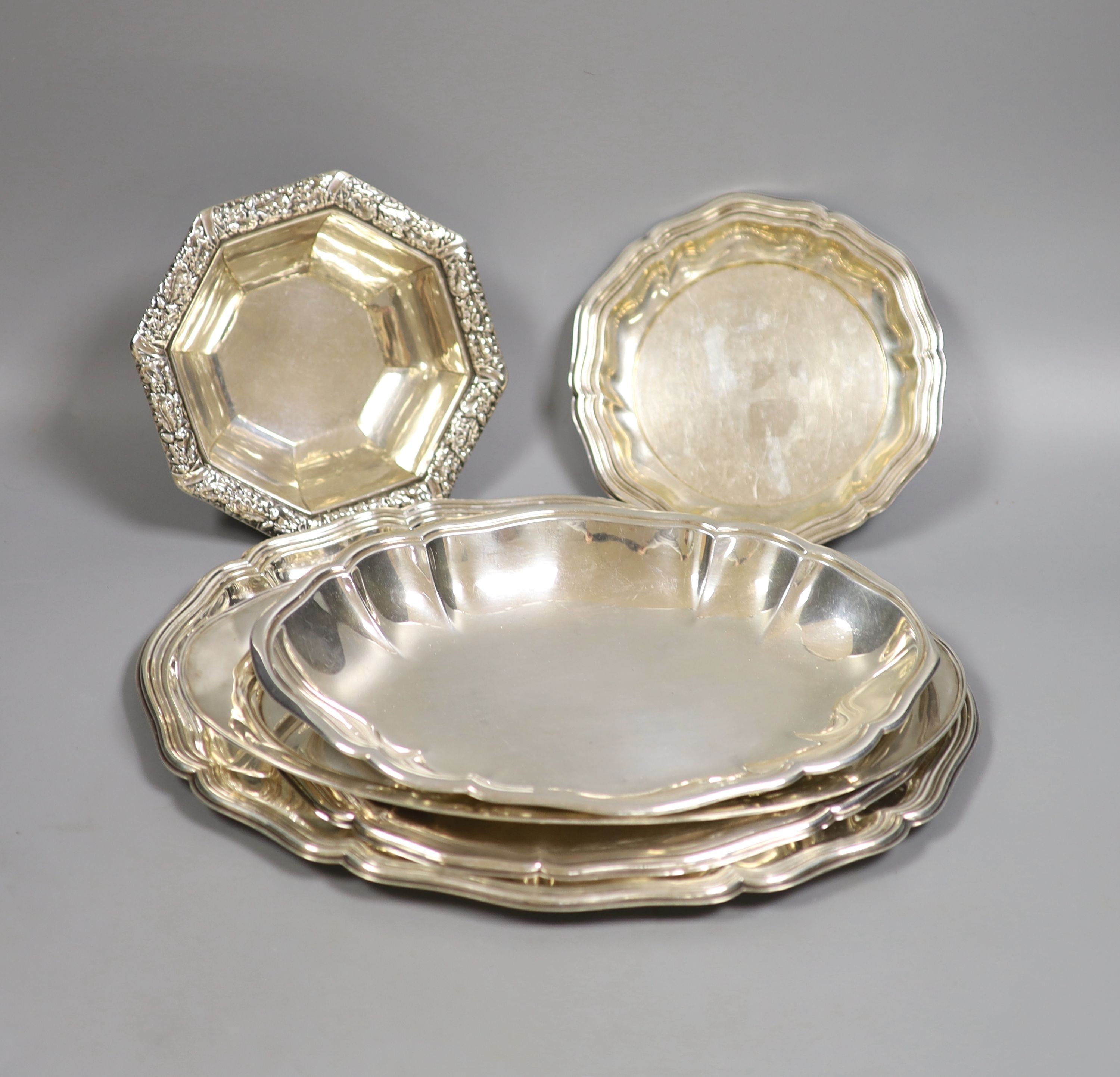 Four continental 835s white metal shaped dishes and two similar 800 standard dish and an 800 bowl, largest 30.4cm, 38.5oz.